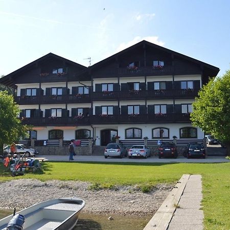 Gaestehaus Gruenaeugl Am See Гщад ам Киемзее Екстериор снимка
