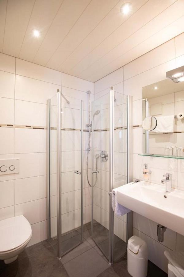 Gaestehaus Gruenaeugl Am See Гщад ам Киемзее Екстериор снимка